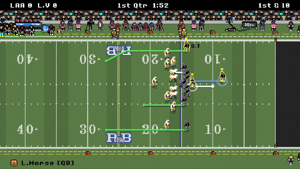 Gameplay fra Retro Bowl, der viser en angrebsformation med indtegnede afleveringsruter på banen før snappet.