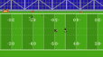 Retro Bowl-receiver løber med footballen efter en gribning