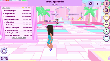 Vortella's Dress Up-lobbyn med topplistan för alla tider och nedräkning till nästa spel.